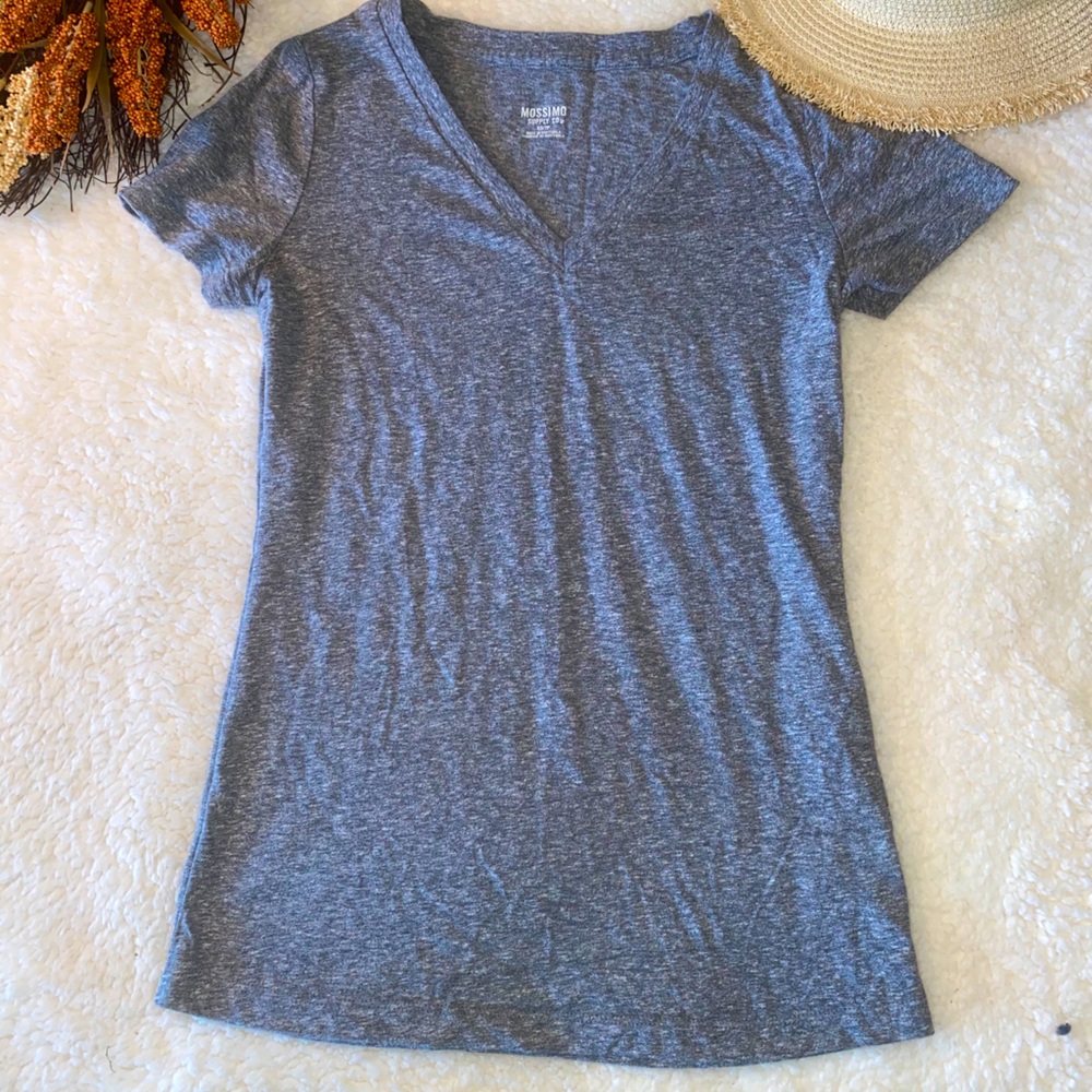 Set of multiple tees